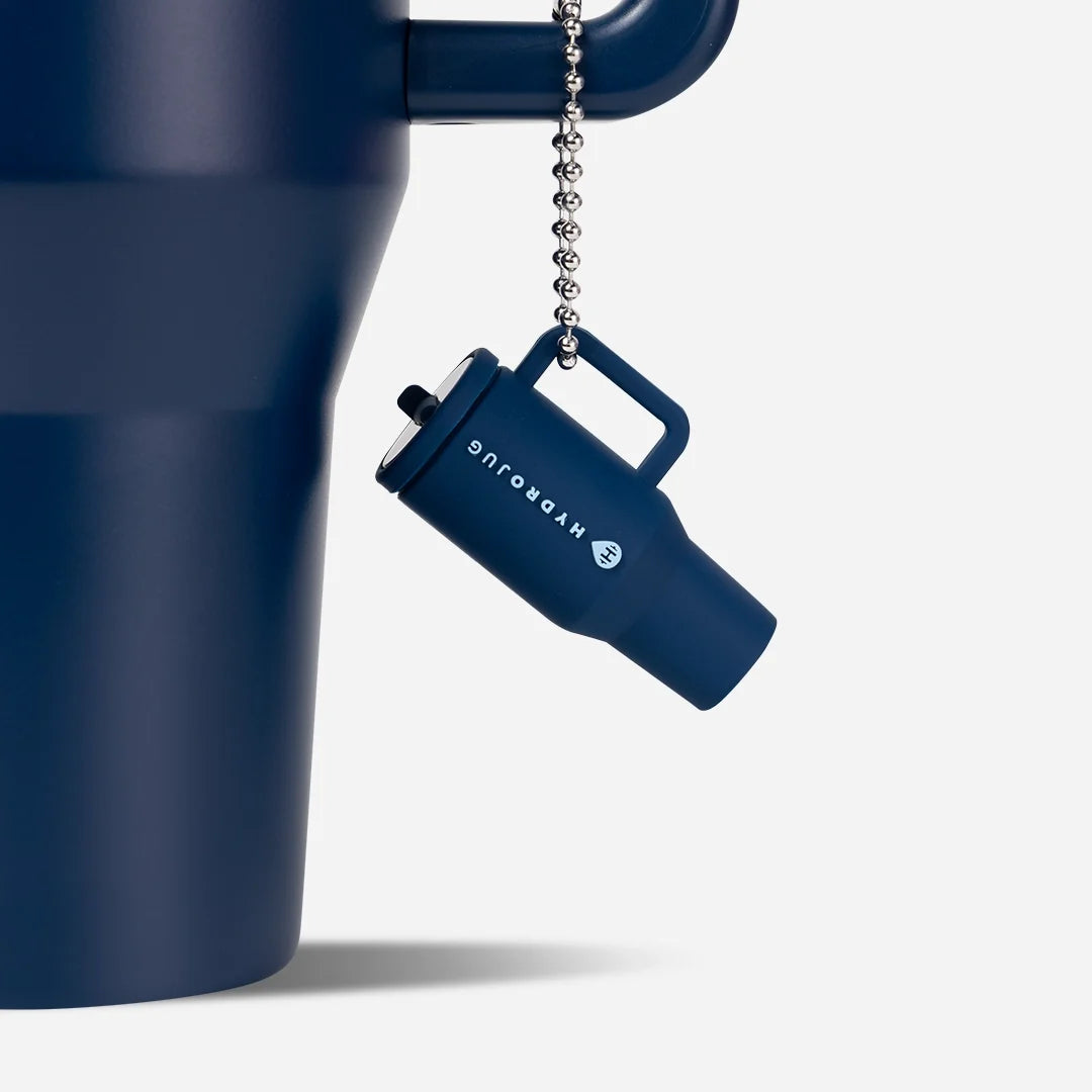 traveler-keychain-p5 Web-TravelerKeychainPhotos-Navy2.webp